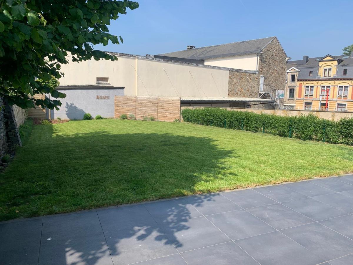 Maison En Plein Centre Avec Terrasse Et Jardin Vielsalm Exterior photo